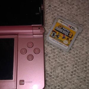 3DS from 2010 very used INCLUDES super Mario bros 2 Nintendo